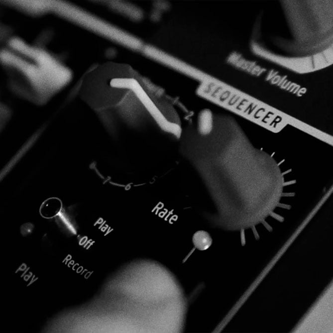 sequencer-sq.jpg sequencer-sq.jpg